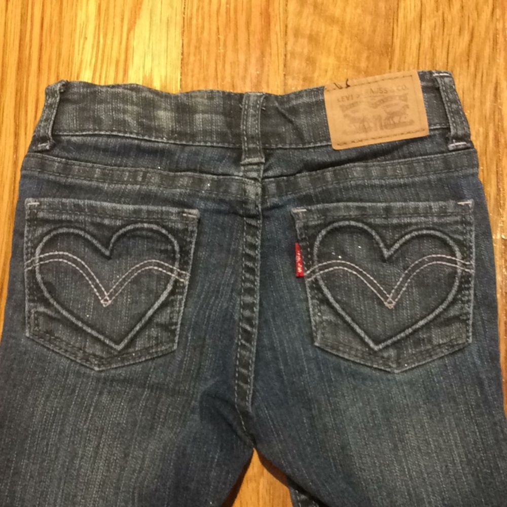 Levi’s girls 2T (w/ sparkles)